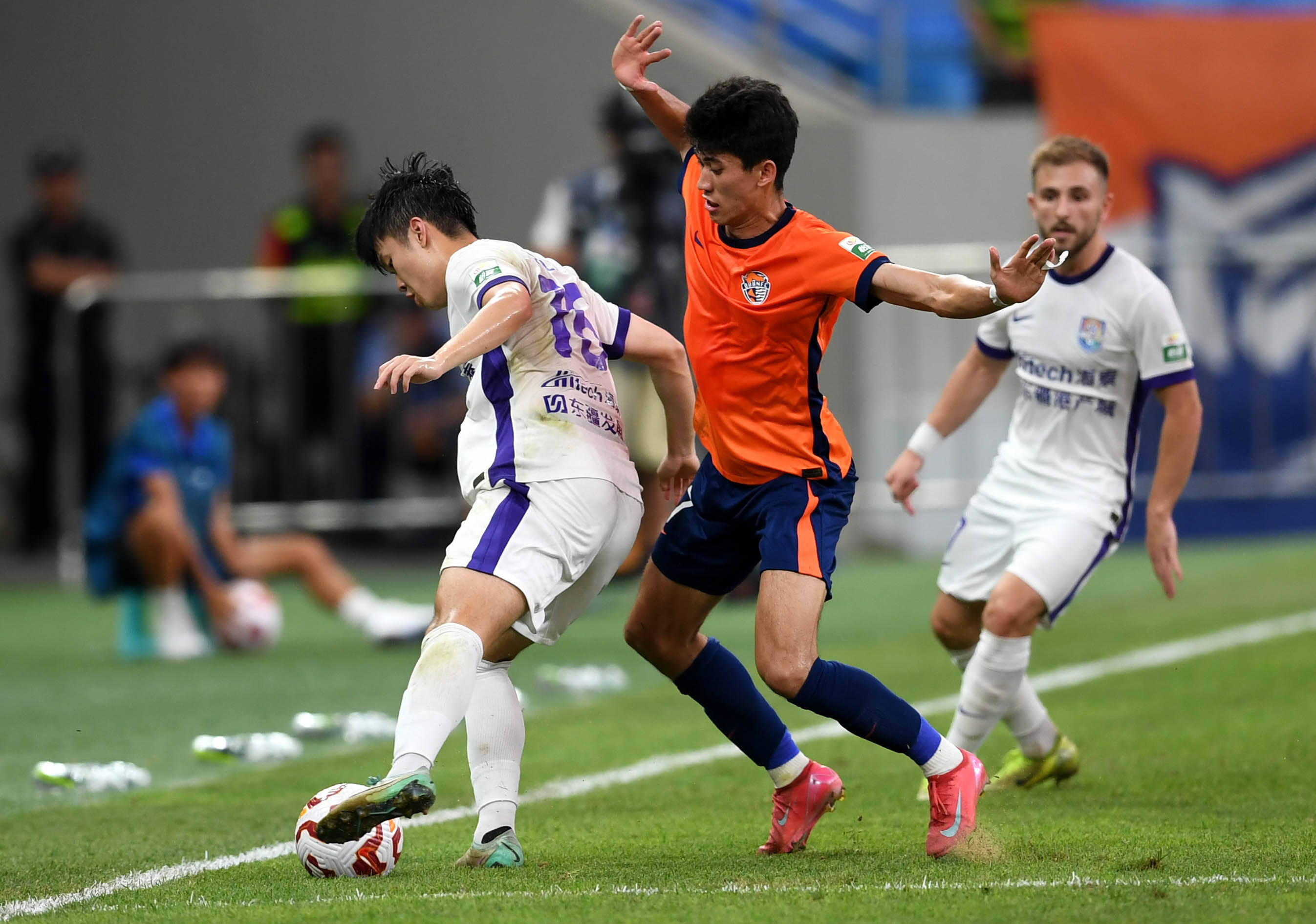 线投射逐渐 线投射逐渐